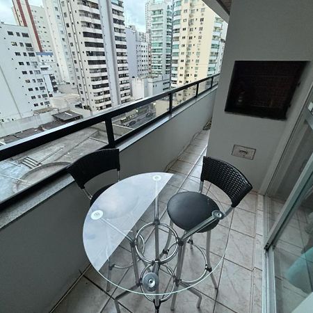 Апартаменты Apartamento 2 Quartos Central Diferenciado Балнеариу-Камбориу Экстерьер фото