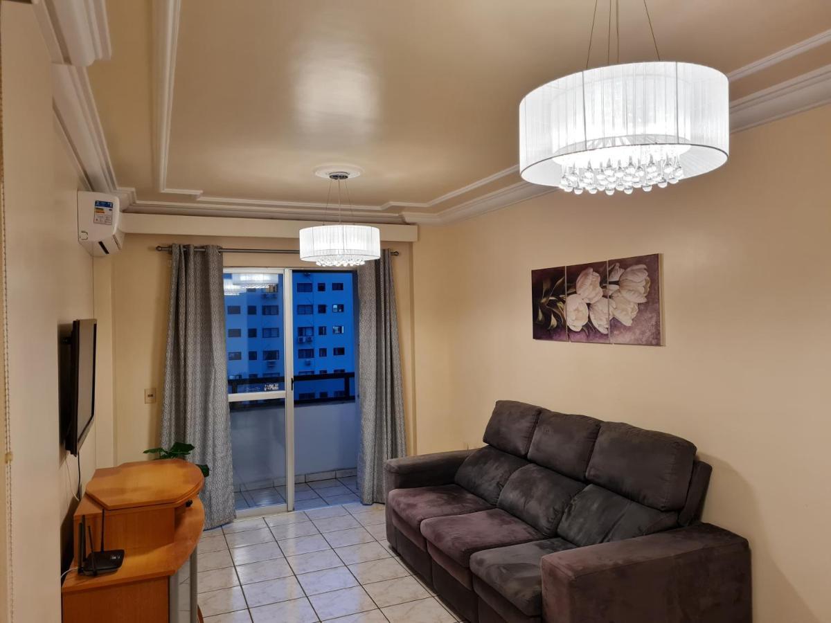 Апартаменты Apartamento 2 Quartos Central Diferenciado Балнеариу-Камбориу Экстерьер фото