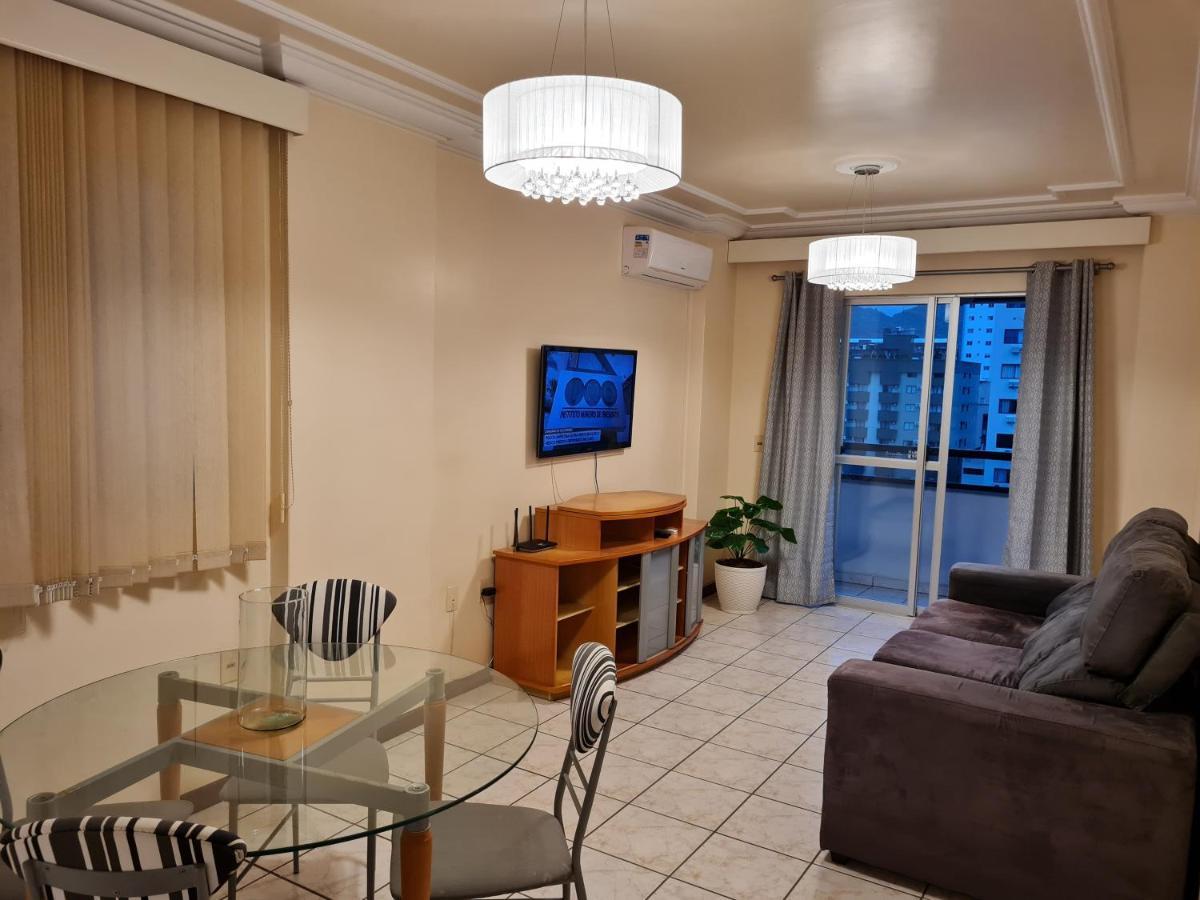 Апартаменты Apartamento 2 Quartos Central Diferenciado Балнеариу-Камбориу Экстерьер фото